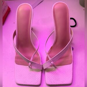 Women’s white Strappy Slide Sandals